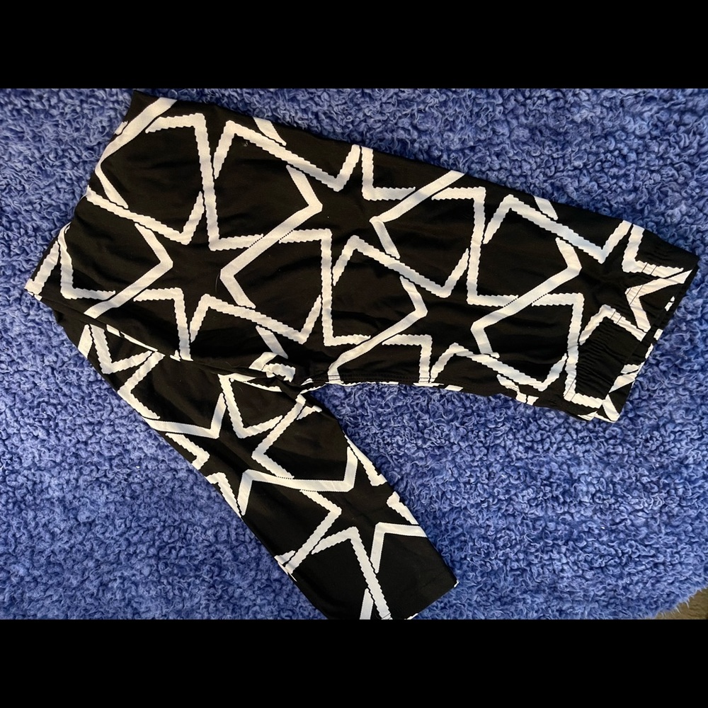NWT Buttery Soft One Size Leggings - Picture 7 of 16